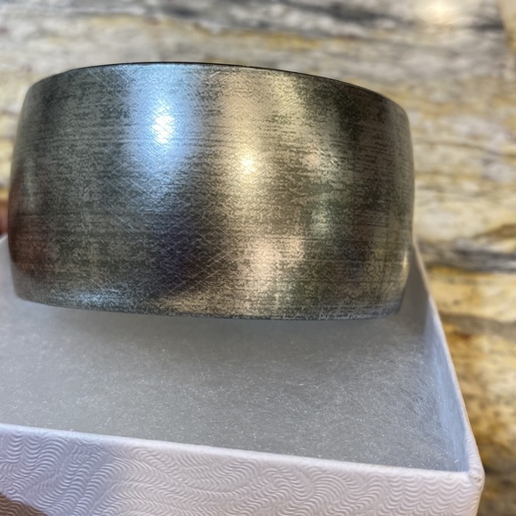 POSH: Brushed Silver/Acrylic Cuff Bracelet! And Can you say POSH? - Picture 2 of 4